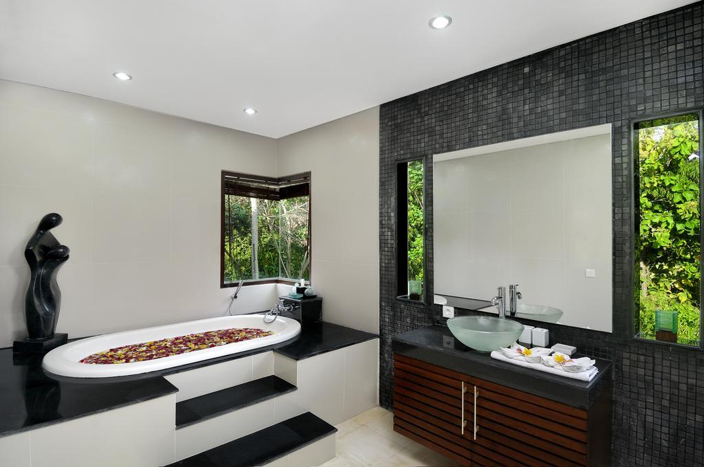 Villa Delapan ชังกู ภายนอก รูปภาพ